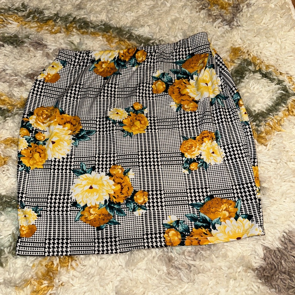 Floral Checkered Women's Skirt